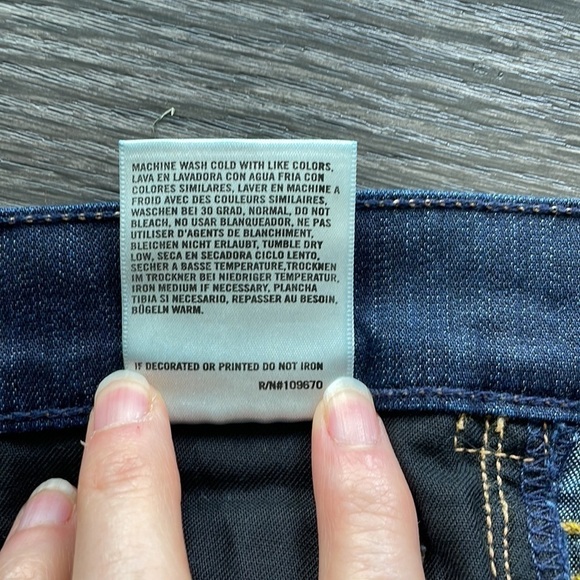 ⭐️HP⭐️Sz 27p Citizens of Humanity Dita dark wash petite bootcut leg in GUC - Picture 10 of 13